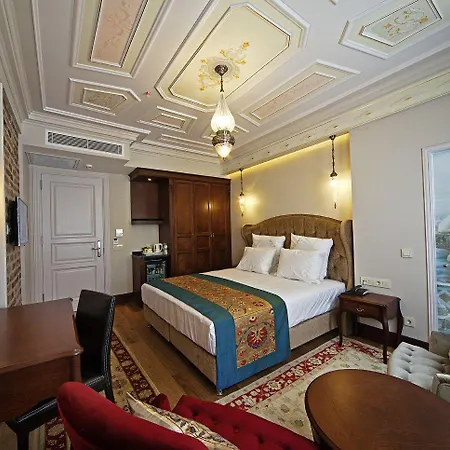 Azade Premier Otel 3*