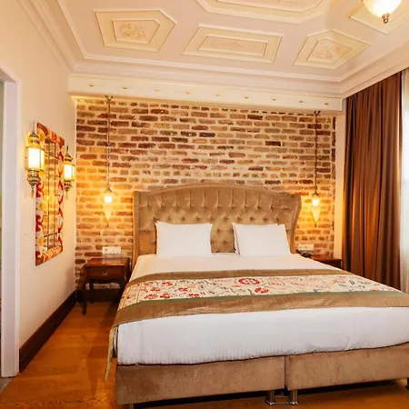 Otel Azade Premier 3*