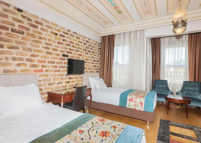 Hotel Azade Premier 3*