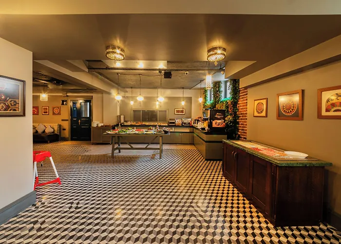 Hotel Azade Premier 3*