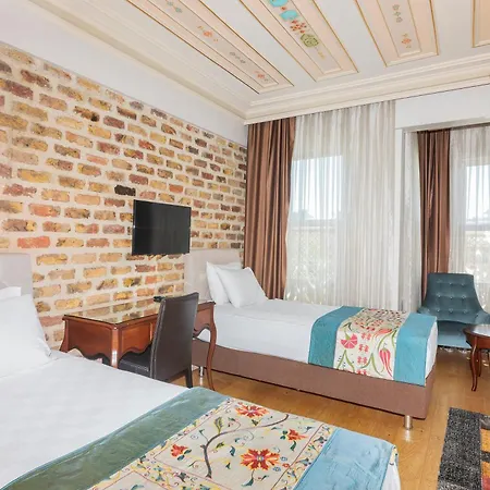 Hotell Azade Premier 3*