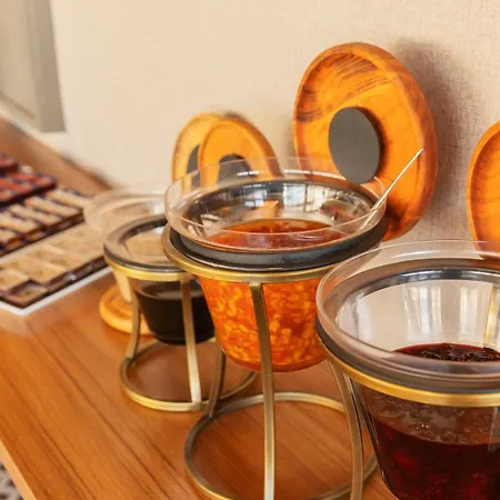 Hotell Azade Premier 3*
