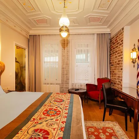 Azade Premier Hotel