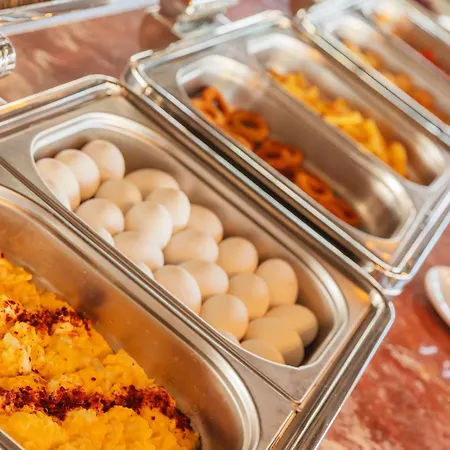 Azade Premier Szálloda 3*