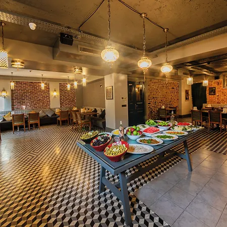 Azade Premier Isztambul